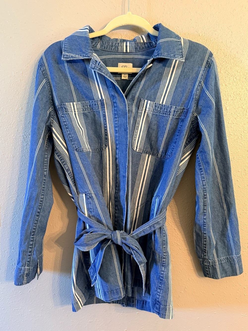 J. Crew NWT Belted Denim Jacket Small - Picture 2 of 7